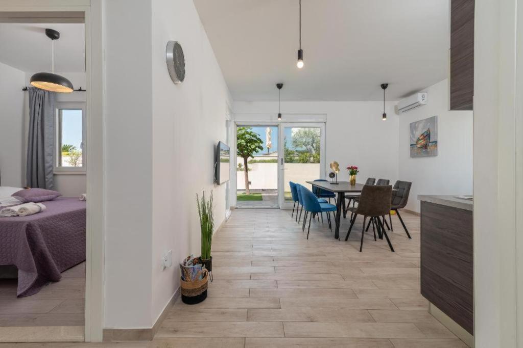 Villa Helena Trogir Exterior foto